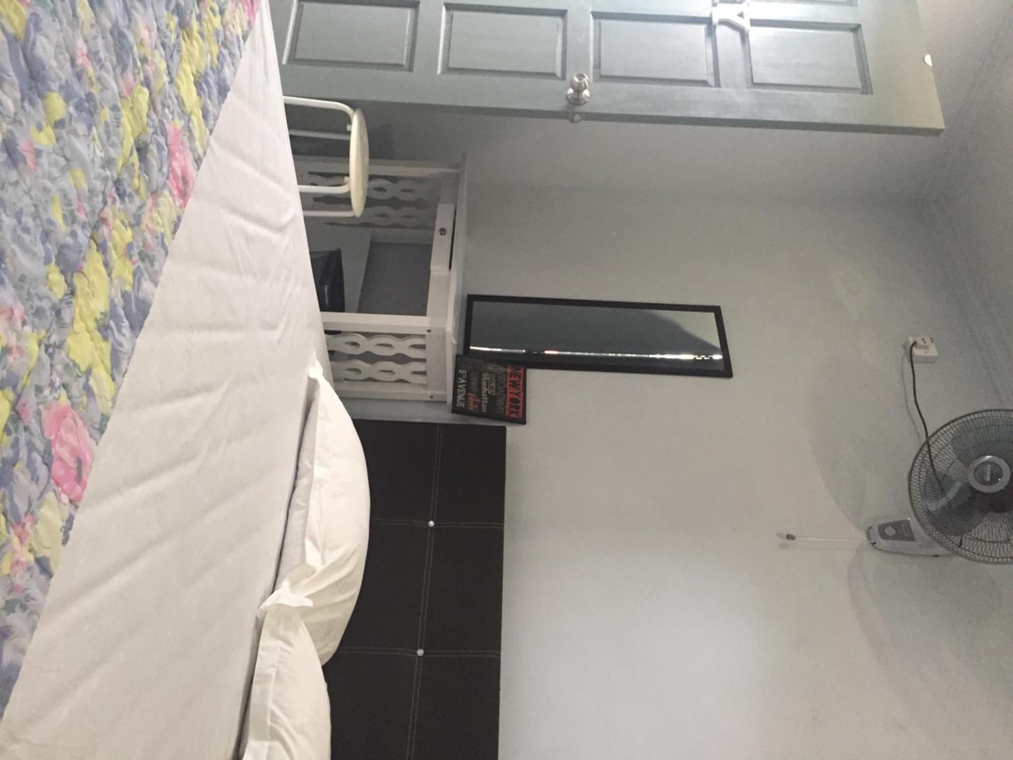 The Second Room Ranau Room photo